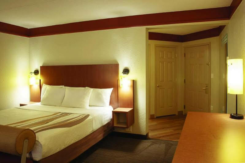 La Quinta By Wyndham Memphis Primacy Parkway Hotel Exterior foto